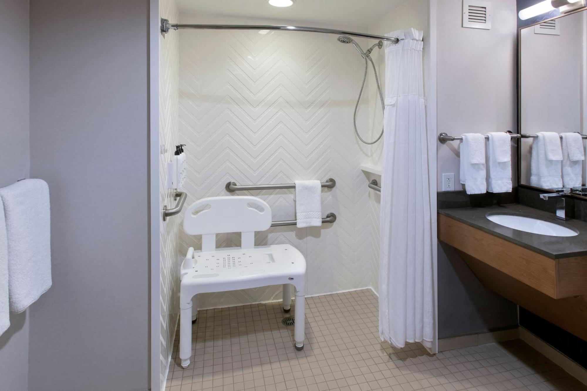 Fairfield By Marriott Rochester Henrietta/University Area Exterior photo